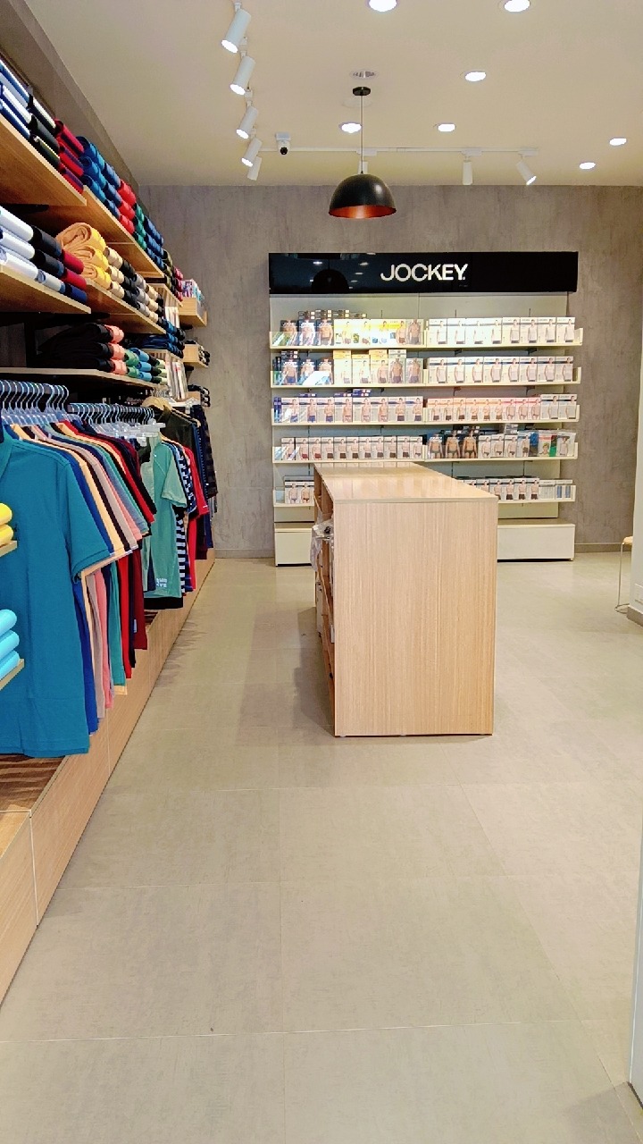 Jockey store in Pundri, Kaithal